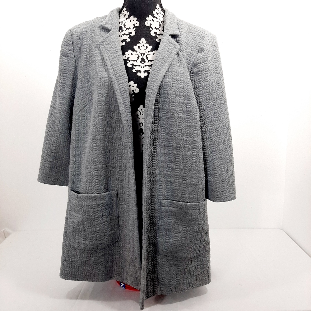 Roz & Ali gray quilted open jacket, size 2X
